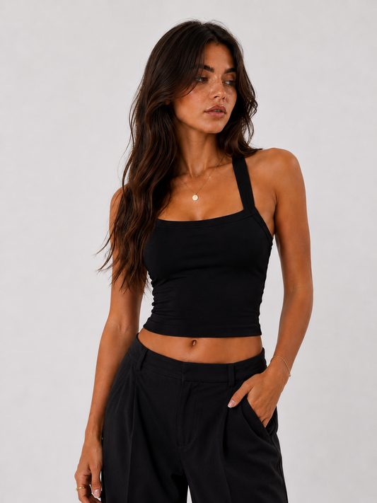 CAMISETA CON ESPALDA DESCUBIERTA